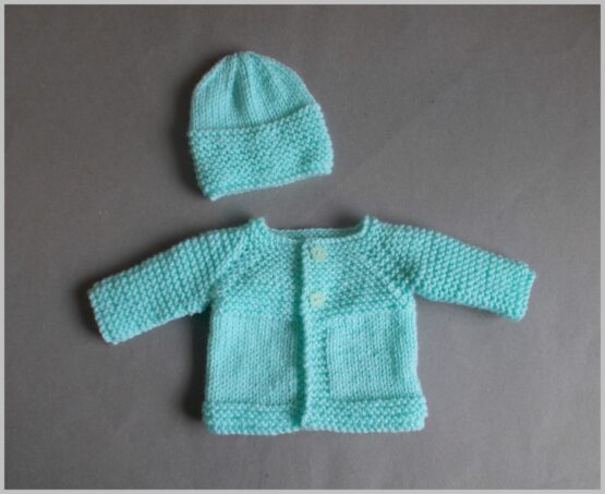 Baby sweater with cap